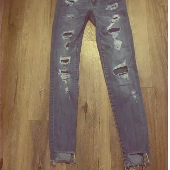 American eagle ripped jeans - Picture 1 of 1